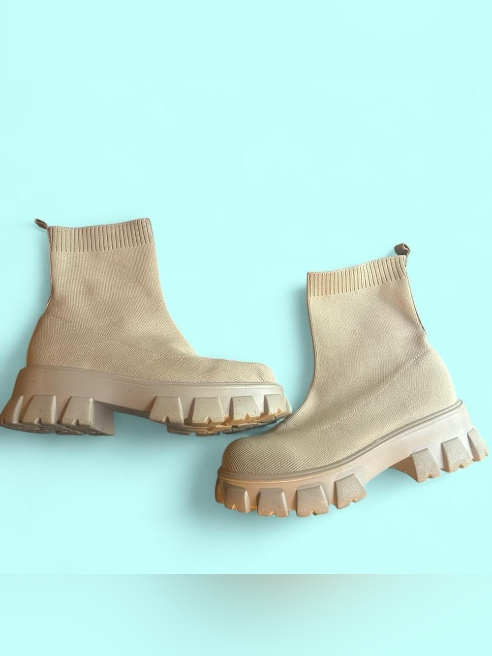 Light Beige Chunky Platform Heels Size 8